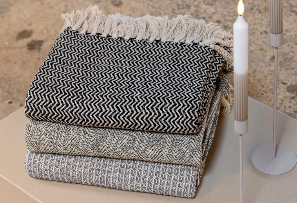 25006 + [NOOR] + 25644 + 25074 + 25238 - JENS Living Recycled Cotton Plaid Visgraat Zwart